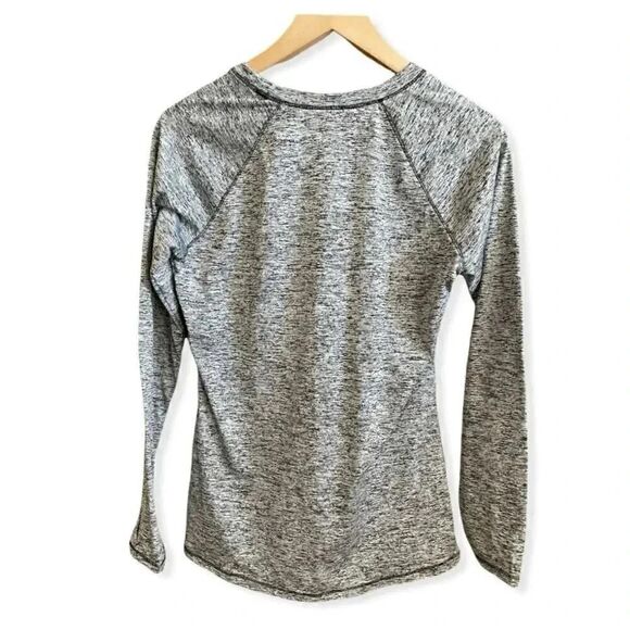 Climate Right Long Sleeves Black Novel Athletic Womens Layer Thermal Top SZ M - Picture 2 of 2